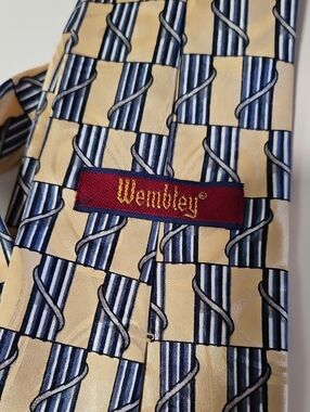 WEMBLEY BLUE/GOLD TIE